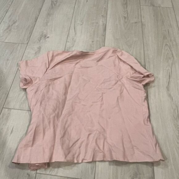 Lane Bryant BOHO Pink Cut Out Floral Embroidery Linen Wrap
Blouse size 14/16 - Picture 2 of 6